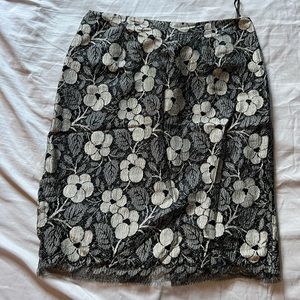 Kay unger midi lace skirt